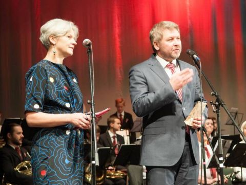 Pūtēju orķestris “Cēsis” piedalās Latvijas dzimšanas dienas koncertā  “Latvijai – 98” Rokiškos