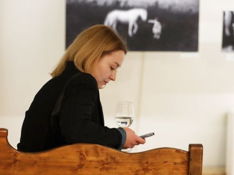 Polijas mākslinieces Lauras Makabresku izstādes “Mierinājums” atklāšana