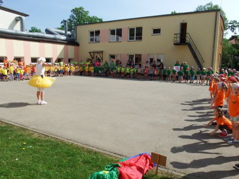 Aizvadīti sporta svētku Cēsu pilsētas 4.bērnudārzā