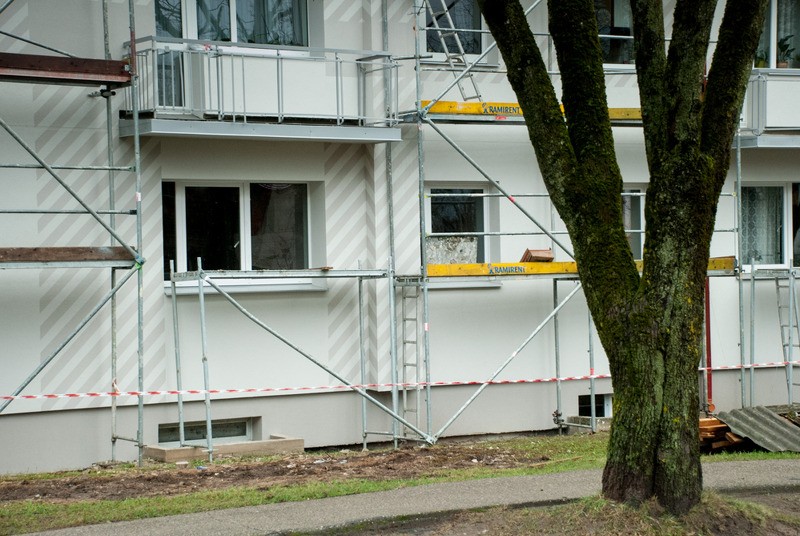 Seminārs par atbalstu daudzdzīvokļu māju siltināšanai
