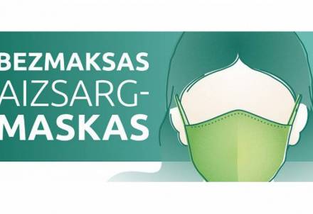 Izsniedz sejas maskas trūcīgajām un maznodrošinātām personām
