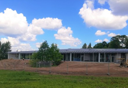 Norit pēdējie būvdarbi daudzfunkcionālajam sociālo pakalpojumu centram Cēsīs