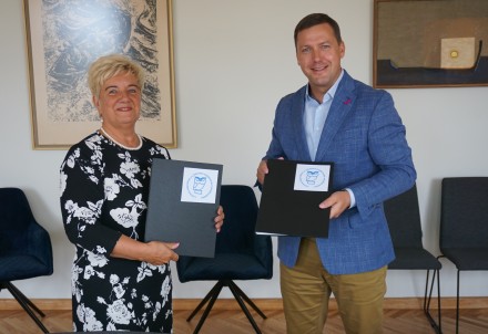 Parakstīta ģenerālvienošanās starp Cēsu novada pašvaldību un LIZDA