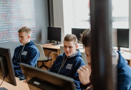 Draugiem Group ar stipendiju atbalsta VTDT programmēšanas skolotāja vakanci