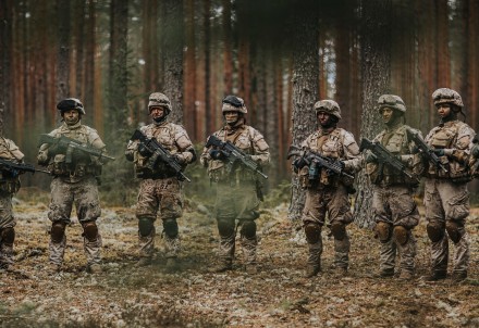 Karavīru apmācības Cēsīs