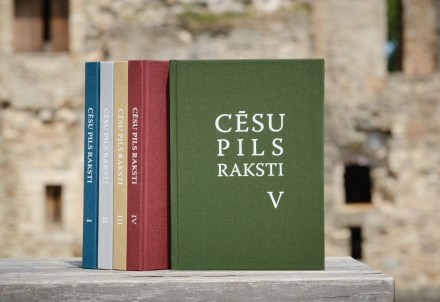 Izdots jau piektais "Cēsu pils rakstu" sējums