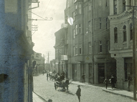 Nams Cēsīs, Rīgas ielā 20. Fotogrāfs nezināms. 20. gs. 20. gadi. CM 97371