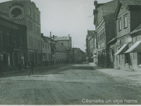 Cēsis, Rīgas iela ap 1930. - 1934.gadu; CM 46465